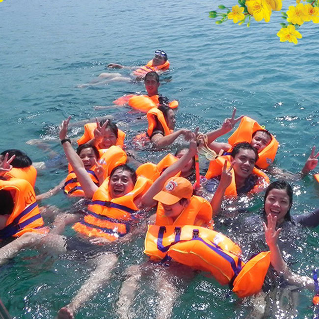 Tour du lịch Bình Ba lặn ngắm san hô