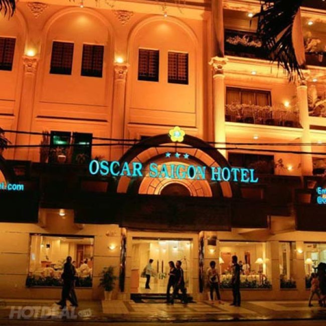 Buffet Oscar Hotel 4* Đêm Giao Thừa – Hải Sản Nướng Thượng...