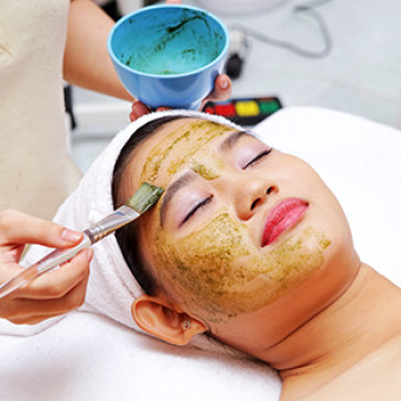 Massage Thụy Điển + Đắp Mặt Nạ 75 Phút - Phoenix Spa