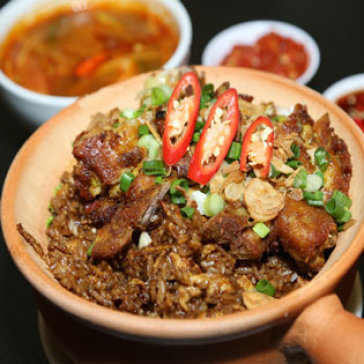 Cơm Thố Gà Malay + Soup Tomyam + Trà Sữa Malay Duy Nhất Tại Hotdeal