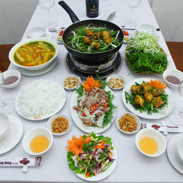 Chả Cá Lăng Tươi Cho 04 Người Tại Nhà Hàng Chả Cá Song Anh