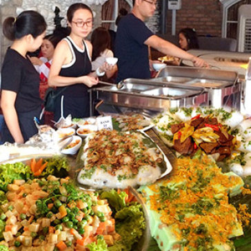 Buffet Chay Buổi Trưa Trên 25 Món + Tặng Thức Uống Tại Nhà Hàng...