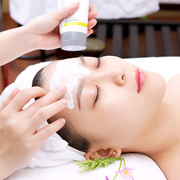 Angel’s City Clinic & Beauty - Lấy Sạch Nhân Mụn + Điều Trị Mụn...