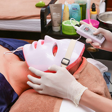 MW Luxury Spa - Hấp Trắng Mặt Vitamin C Kết Hợp Collagen Vàng 24k...