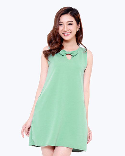 Đầm Suông Nơ Cổ Cách Điệu