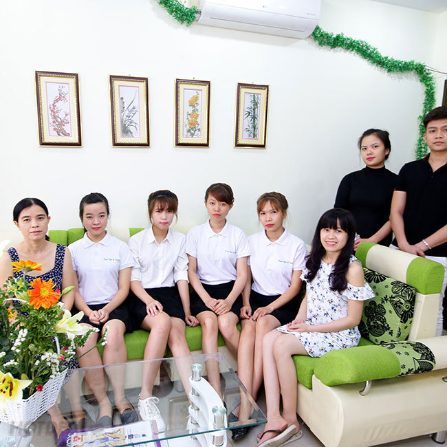 Trọn Gói 80' Massage Body Đá Nóng Từ A-Z Cho Nam, Nữ Tại Real Spa