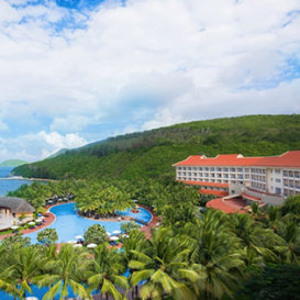 Vinpearl Nha Trang Golf Land Resort & Villas 5* – Phòng Deluxe Room 2 Ngày 1 Đêm – Bao Gồm Buffet Sáng Cho 02 Khách