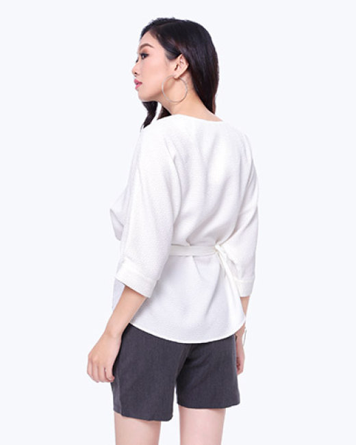 Áo Kiểu Cánh Dơi Thắt Đai Fashion 