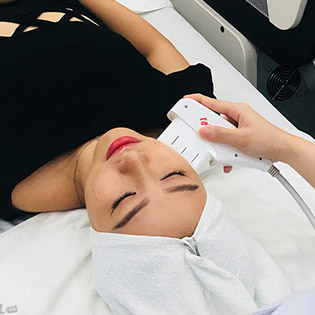 Liệu Trình 2 Lần (2- 5 Ngày) Điều Trị Sẹo Rỗ Tại Bệnh Viện Thẩm Mỹ Sài Gòn Nổi Tiếng Sài Gòn - GS.TS Nguyễn Xuân Cương