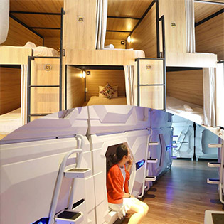 Combo 2N1Đ KS Tropical Forest Hostel & Apartment Đà Nẵng – Phòng Dorm Độc Đáo – Tặng Tour Khám Phá Đà Nẵng – Ngũ Hành Sơn – Hội An - Cho 01 Người