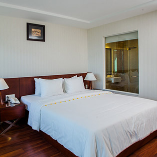 Combo Hello Summer - Hoàng Ngọc Resort 4* 4N3Đ – Phòng Superior + Buffet Sáng + Lẩu Thả/Ghẹ Hải Sản + Set Menu + 2 Suất Massage + Tặng Cash Voucher Trị Giá 200.000vnd + Xe Tham Quan Đồi Cát + Đình Vạn Thủy Tú/Chợ PT Cho 02 Khách