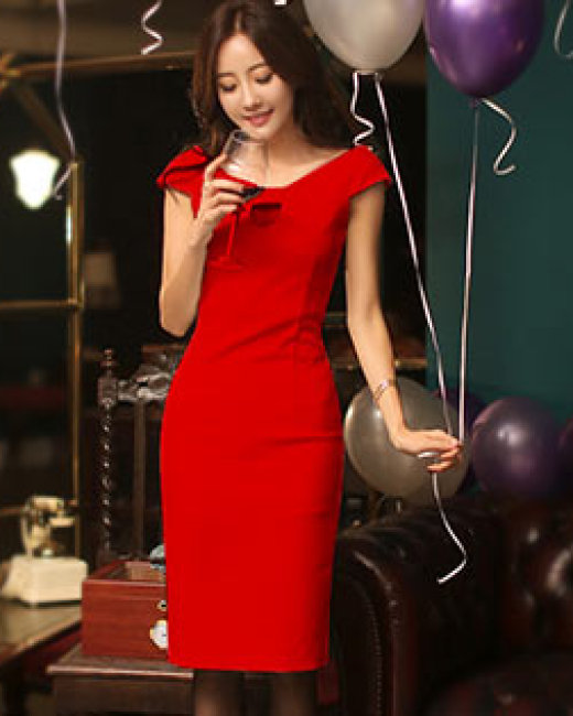 V238 Váy đầm gấm đỏ dự tiệc dáng dài [TH Hà Thanh & MC] váy đỏ trễ vai hoa  đỏ nữ tính | Lazada.vn