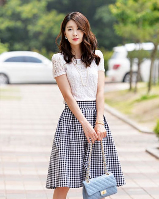 Chân váy xếp ly Vintage Hàn Quốc 2 lớp dài gần mắt cá kiểu dáng đơn giản  màu đen trắng cạp chun co dãn chất vải dày - Giá Sendo khuyến mãi: