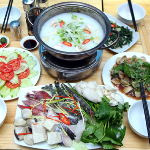 Nhà hàng nào có món lẩu cháo hải sản ngon ở Hà Nội?